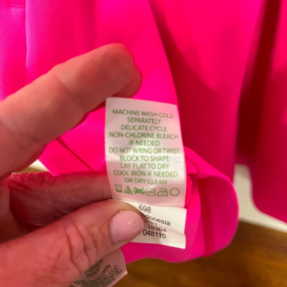 Lilly Pulitzer Girls Pink and Gold Elize Dress Appliqué Pockets - Picture 6 of 6